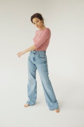 Różowa bluzka z dekoltem w łódkę ROSA Rozmiar S