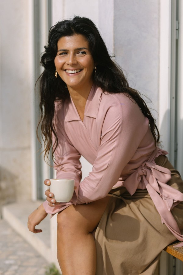 Bluzka kopertowa Gioia w odcieniu pudrowego różu Rozmiar XS/S