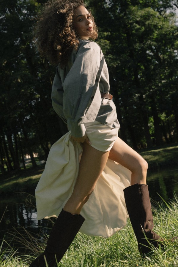 spódnica maxi rozkloszowana kremowa