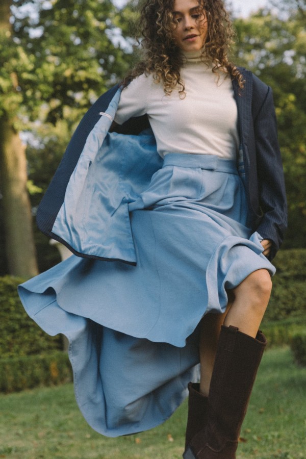 spódnica maxi rozkloszowana niebieska