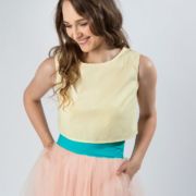 stylizacja studniówkowa różowa spódnica tiulowa złote dodatki