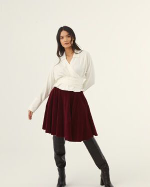 Zestaw: welurowa spódnica Vino Rosso + bluzka kopertowa Gioia biała
