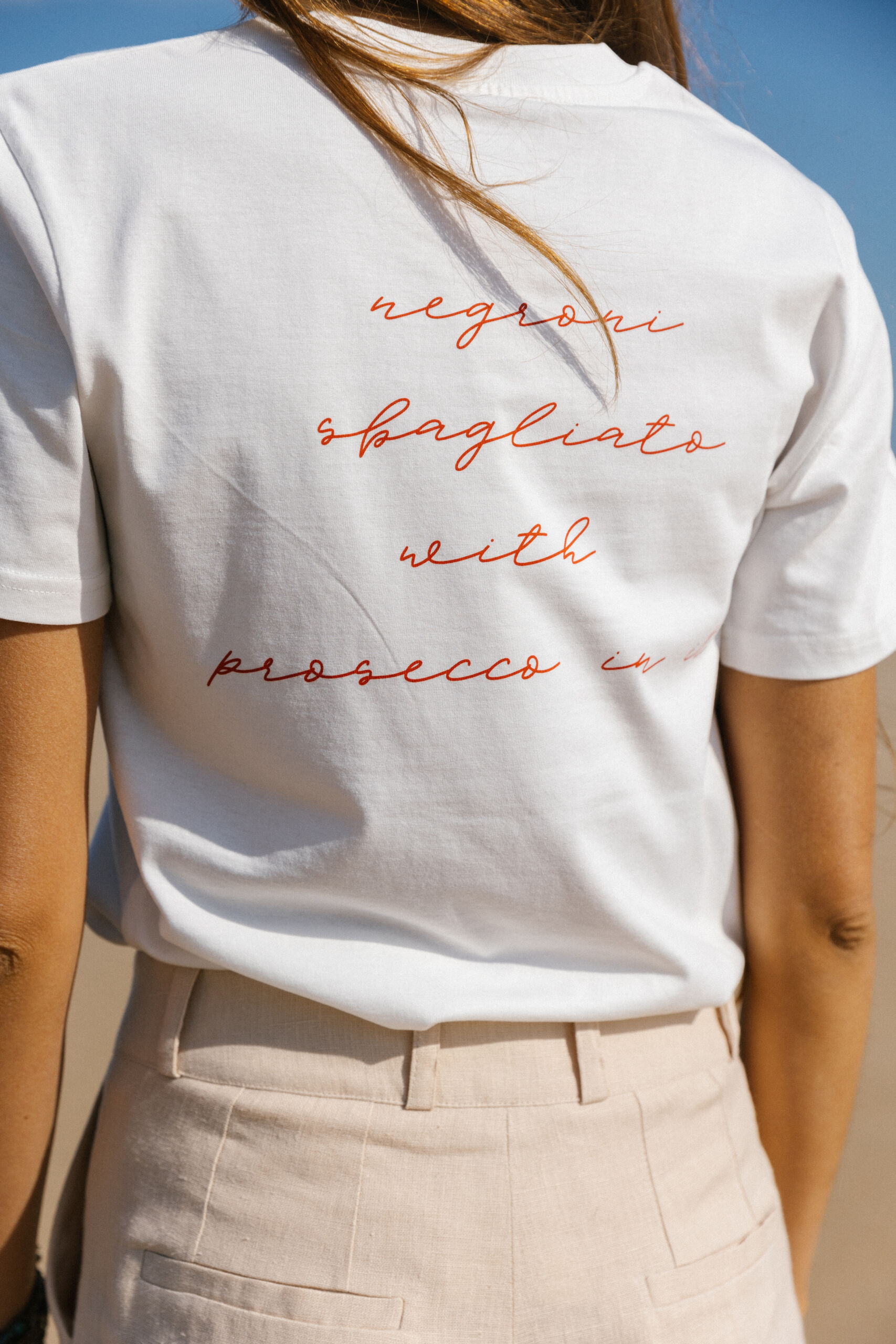 t-shirt z bawełny organicznej z napisem negrowi sbagliato with prosecco in it