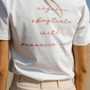 t-shirt z bawełny organicznej z napisem negrowi sbagliato with prosecco in it